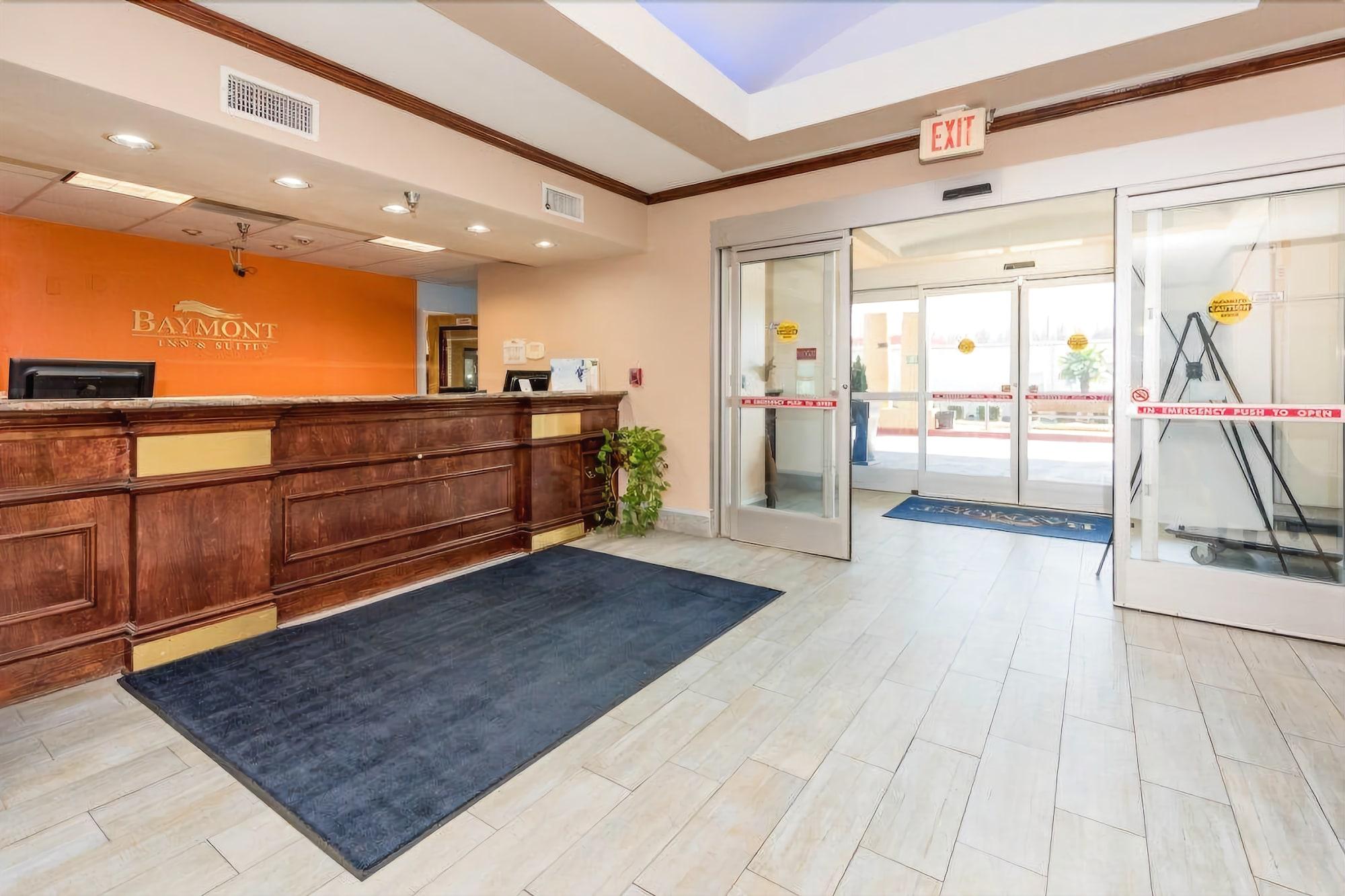 Baymont By Wyndham Montgomery South מראה חיצוני תמונה